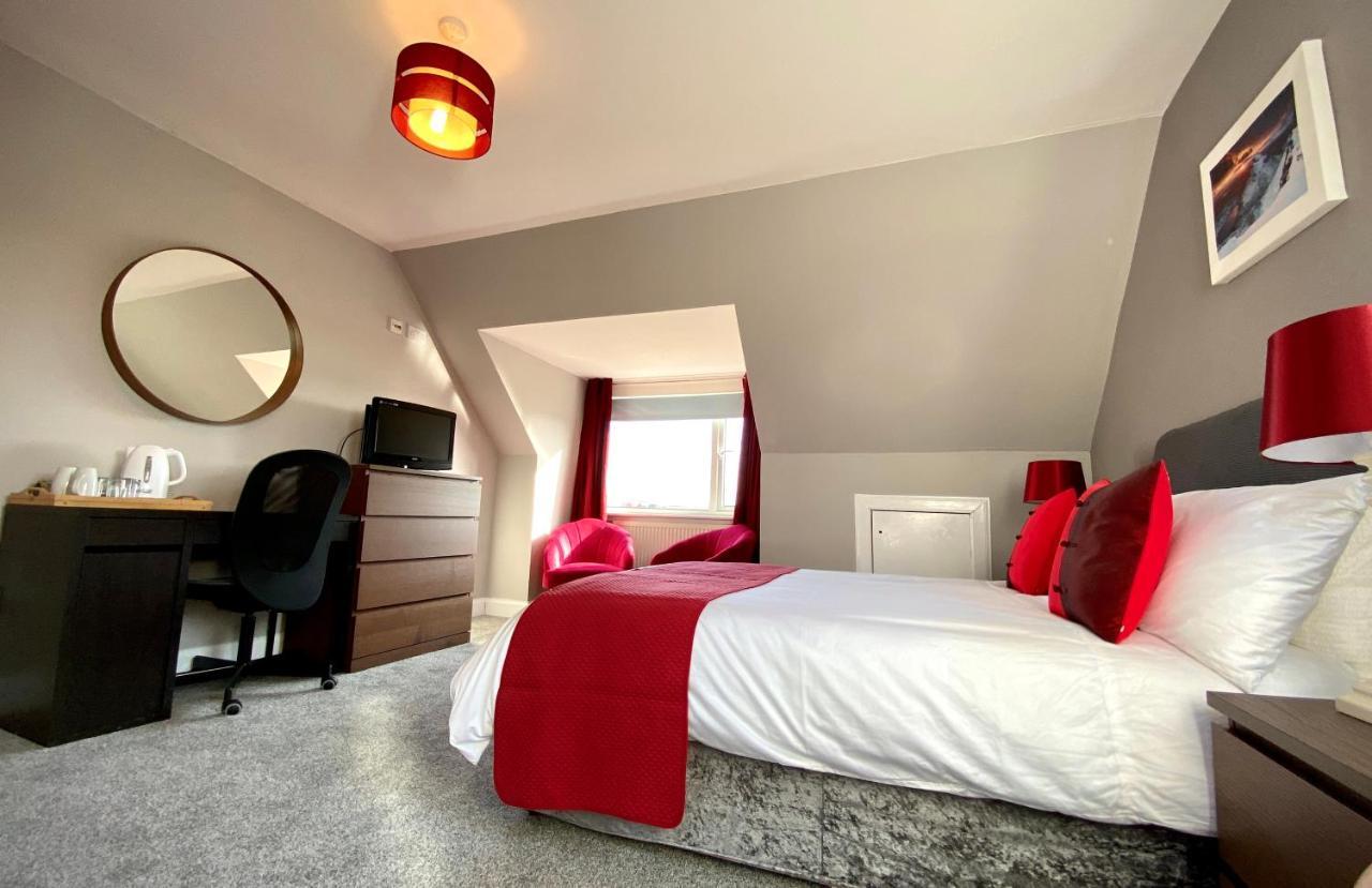 Blacksmith Holiday Home Near Portree In Central Skye Екстериор снимка