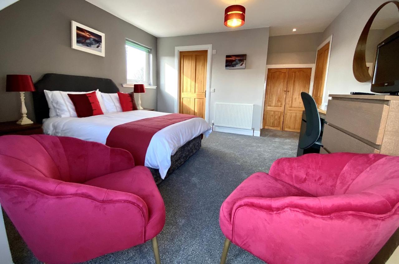 Blacksmith Holiday Home Near Portree In Central Skye Екстериор снимка